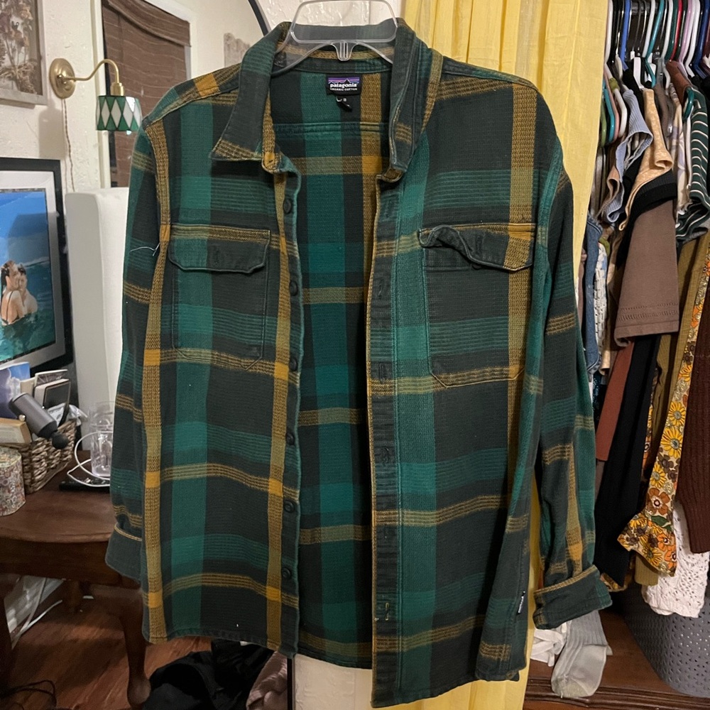 Men’s Patagonia flannel